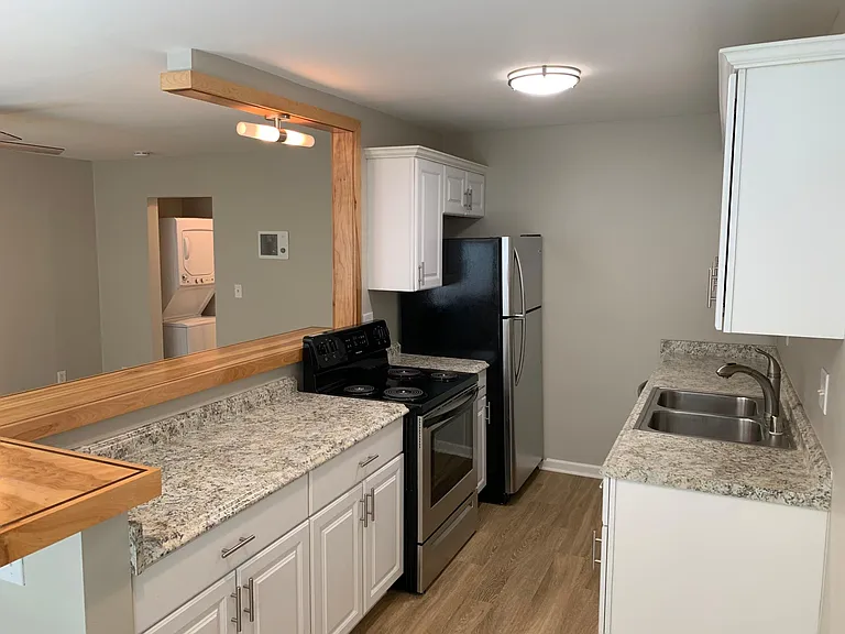 4146 Swift Ave #3 — Photo 3
