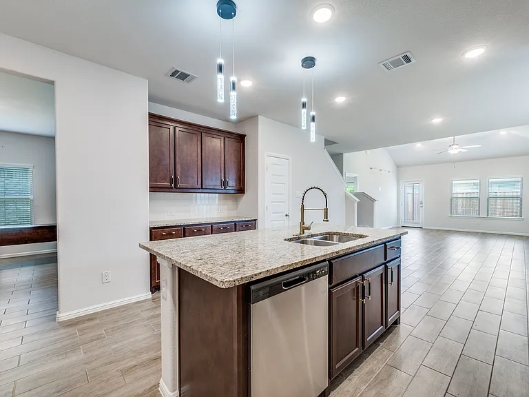 14149 Danesadale Dr — Photo 6