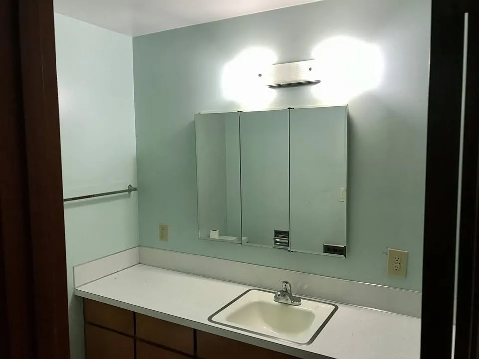3 bed, 1544 sqft, $2,599 — Photo 2