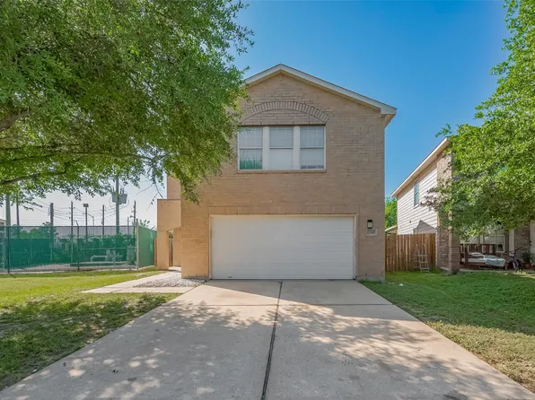 13247 Gatton Park Dr, Houston, TX 77066