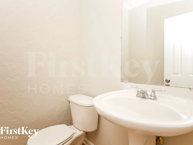 806 Cataya Cv — Photo 14