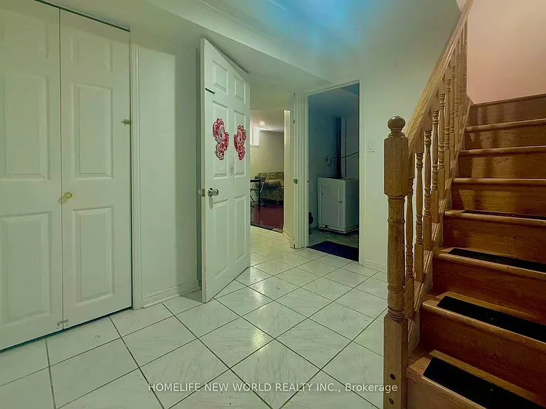 84 James Edward Dr #BASEMENT — Photo 4