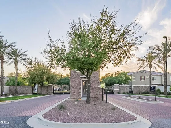 2774 S DECATUR Drive #101, Gilbert, AZ 85295
