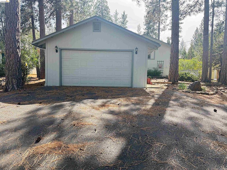 1st image of 19955 Pine Mountain Dr