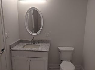 18 Chelsea St #2A, Boston, MA 02128