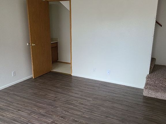 2nd image of 2046 Campus Dr Unit 3