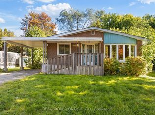 5261 McLean Cres, Ottawa, ON K4M 1G1