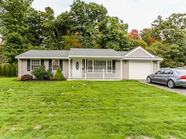 29 Princeton St, Danvers, MA 01923