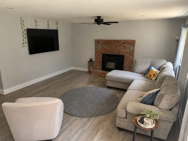 22051 Willis Dr — Photo 5