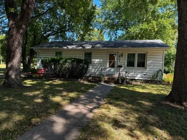 803 Burke Cir, Rock Port, MO 64482