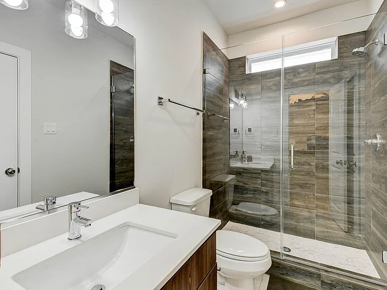 5857 Dolores St — Photo 11