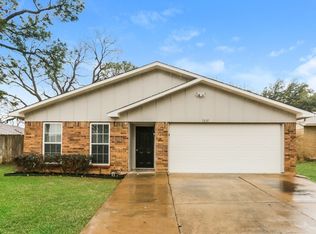 7632 Kingsmill Ter, Fort Worth, TX 76112