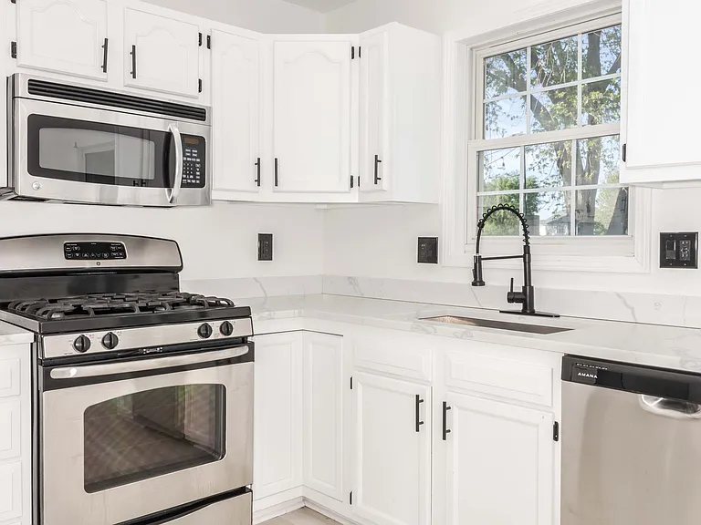 613 Wulbrun Dr — Photo 7