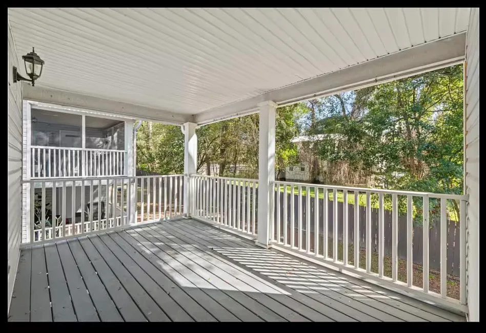 2 bed, 1078 sqft, $2,200 — Photo 4