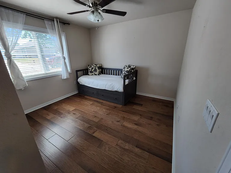 11200 Mickelson Dr — Photo 17