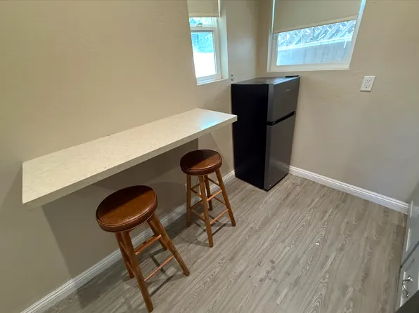 439 Jeffries Rd Unit 2, Big Bear Lake, CA 92315