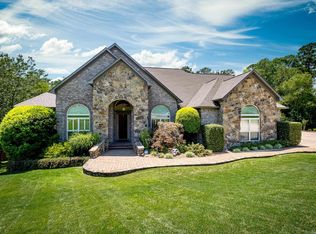112 Weston Pl, Little Rock, AR 72211