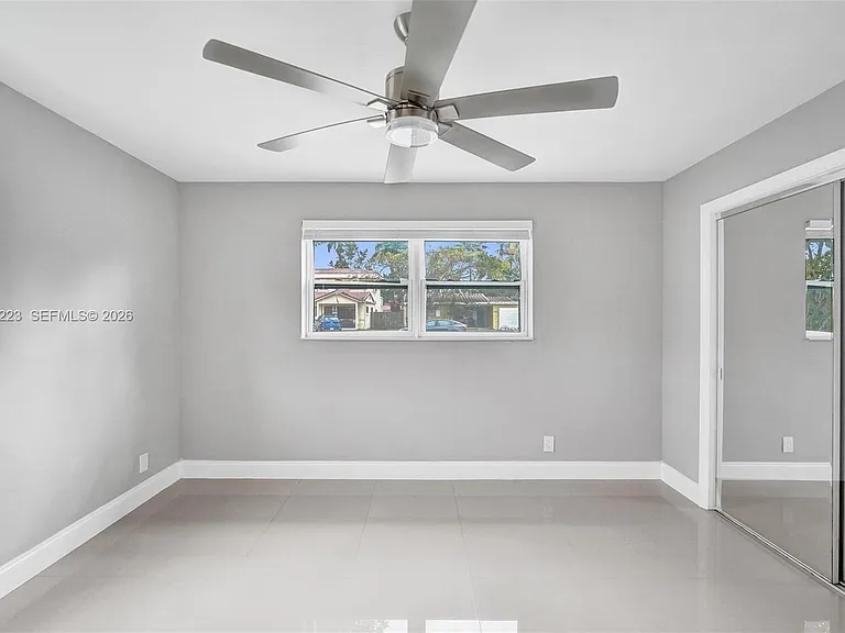 1423 Garfield St — Photo 13
