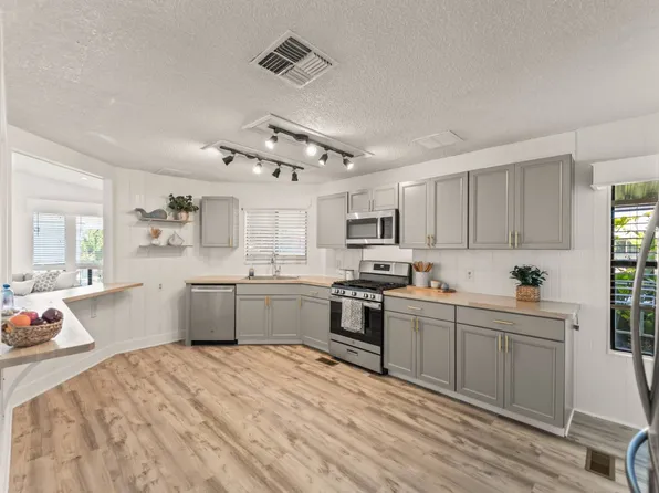 16444 Bolsa Chica St Space 5, Huntington Beach, CA 92649