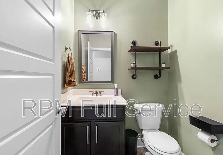 604 Alvin Rd — Photo 26