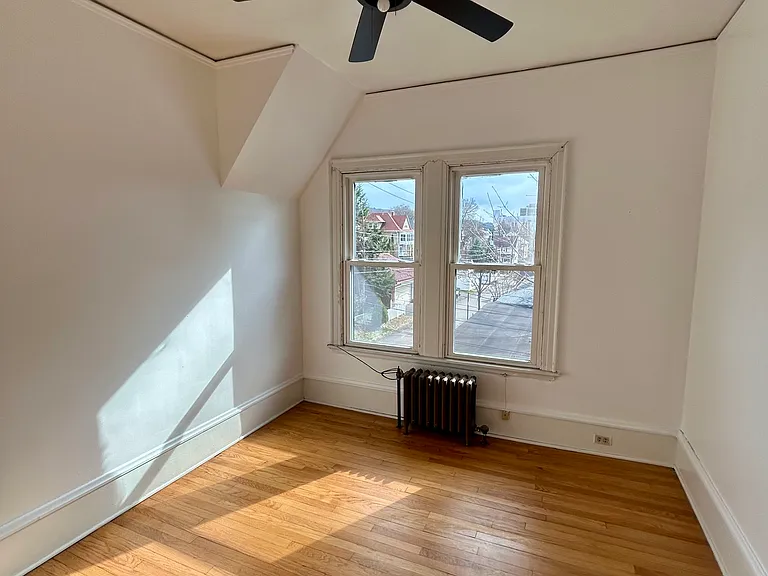 1814 Olive St #2 — Photo 14