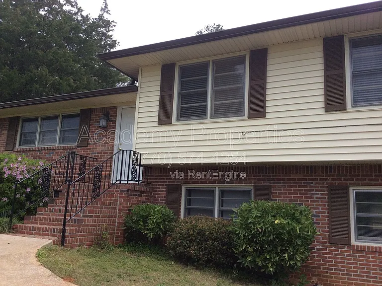 209 Decatur Rd — Photo 2