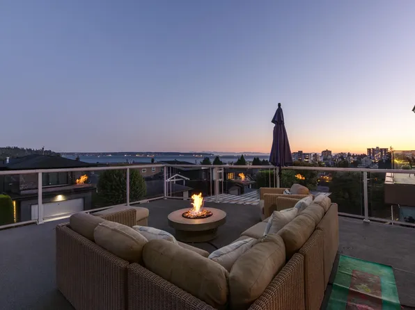 1104 Esquimalt Ave, West Vancouver, BC V7T 1K1
