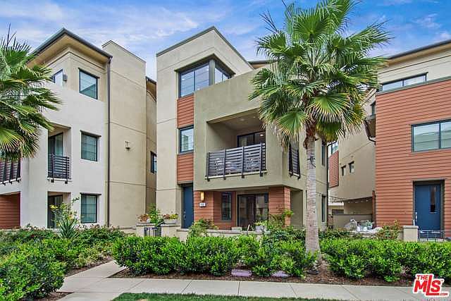 1st image of 5831 E Seaglass Cir