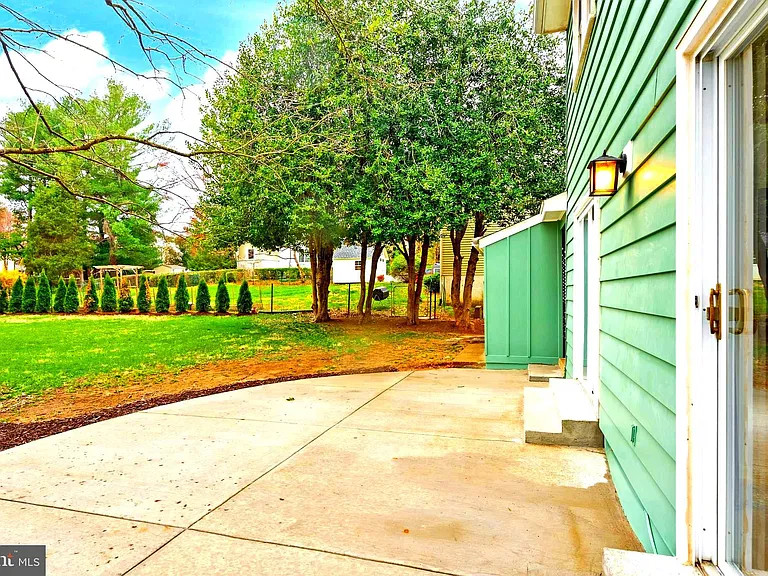 7109 Davis Ct — Photo 47