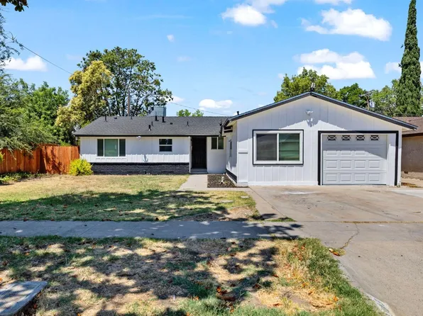 4303 N Gearhart Ave, Fresno, CA 93726