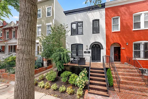 1017 Euclid St NW Photo 1