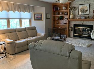 2505 Keystone Rd, Bloomington, IL 61704