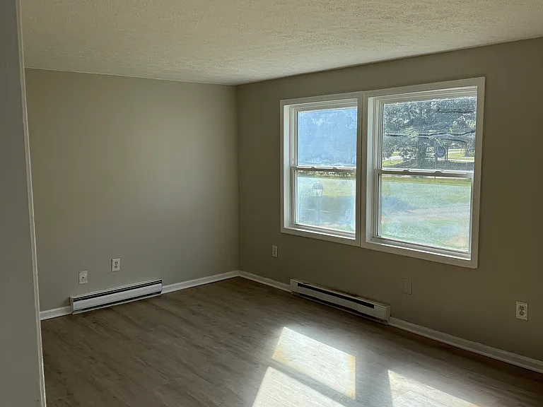 8040 Airport Rd — Photo 11
