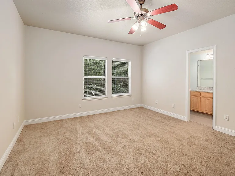 4803 Pecan Springs Rd #B — Photo 14