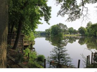 8427 Hearns Pond Rd, Seaford, DE 19973