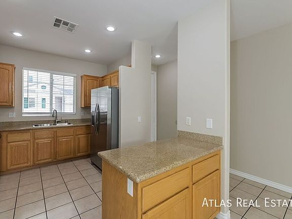 5th image of 10326 Cherry Brook St