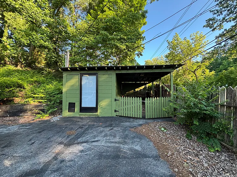 Extra covered parking and storage space