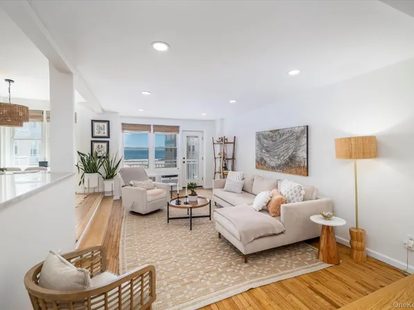 522 Shore Road #3AA, Long Beach, NY 11561