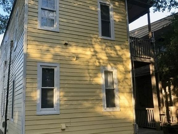 4th image of 3503 E Marshall St