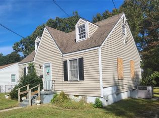 633 Sedgefield Dr, Newport News, VA 23605