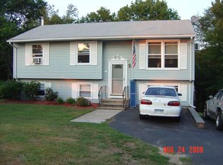 49 Carriage Dr, Naugatuck, CT 06770