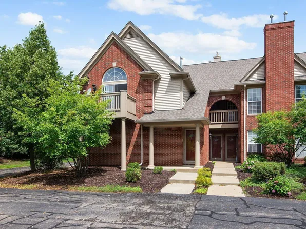 28305 Carlton Way Dr, Novi, MI 48377