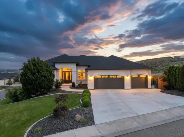 1104 Allenwhite Dr, Richland, WA 99352