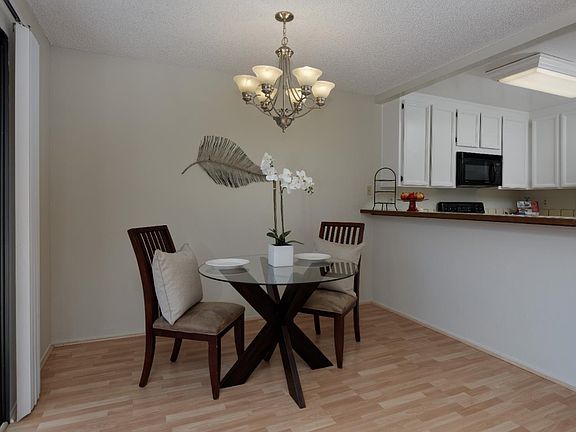 5th image of 2411 La Terrace Cir