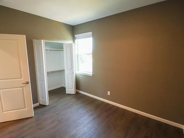 488 Strand Ave SE #200 — Photo 8