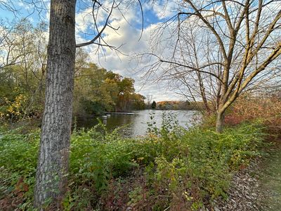 611 Watersedge Dr, Ann Arbor, MI, 48105
