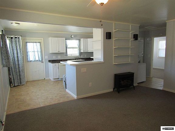 4th image of 226 Valley Dr