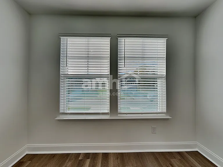 416 Armstrong Curv — Photo 21