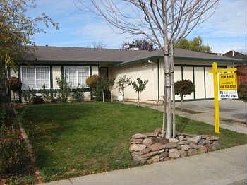 1st image of 1705 Almond Way