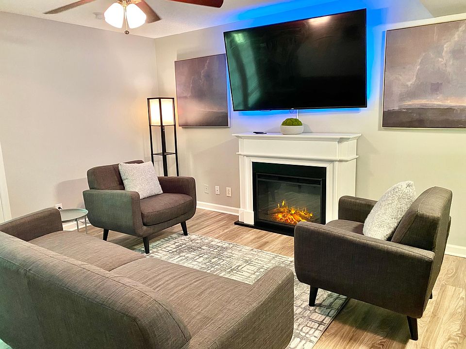 1st image of 271 Timber Court Dr APT C